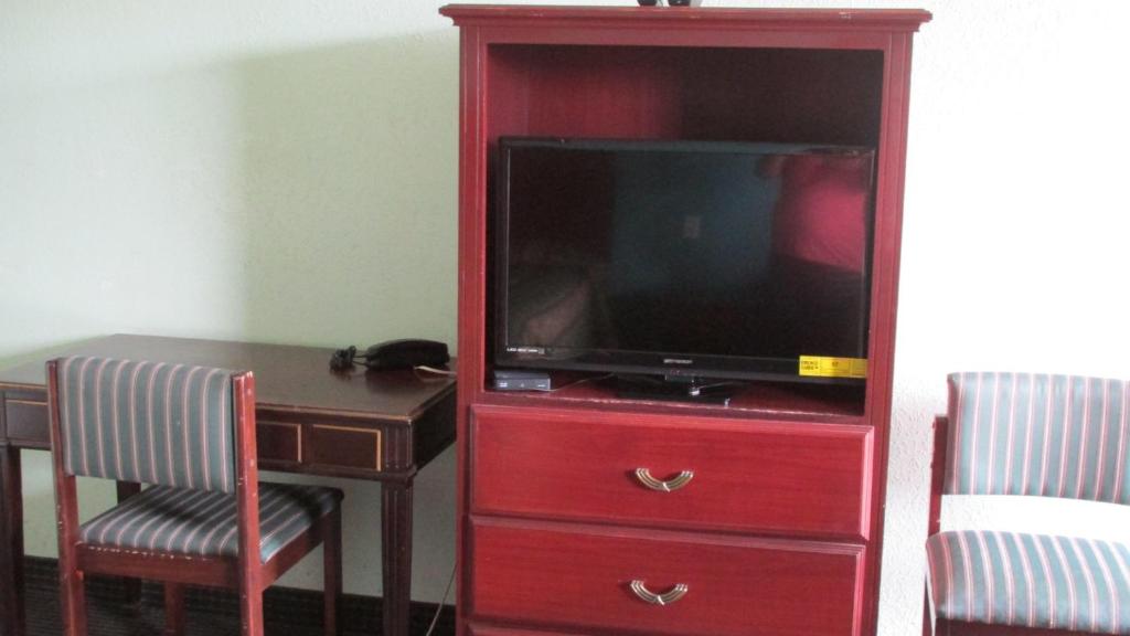 Room image 3
